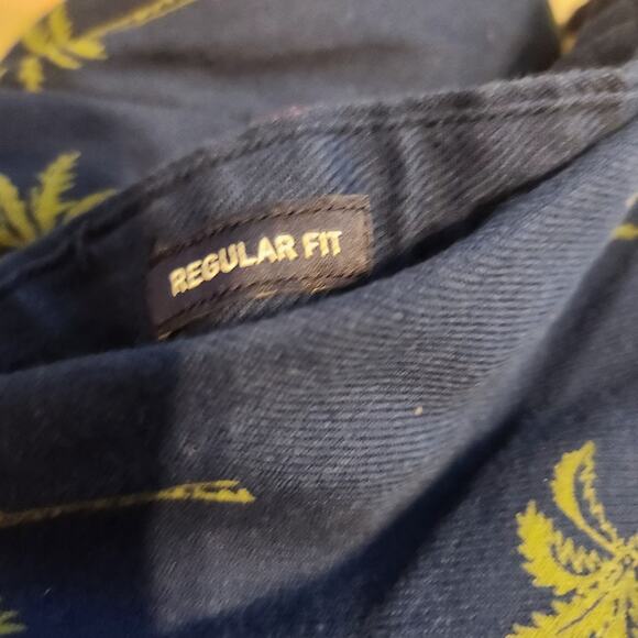 Chubbies Mens Shirt XL Long Sleeve Button Down Blue Palm Tree Hawaiian Beach - Picture 4 of 8